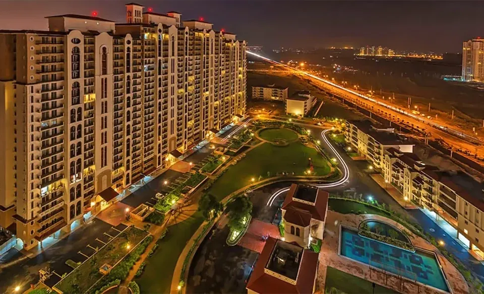 DLF New Town Heights